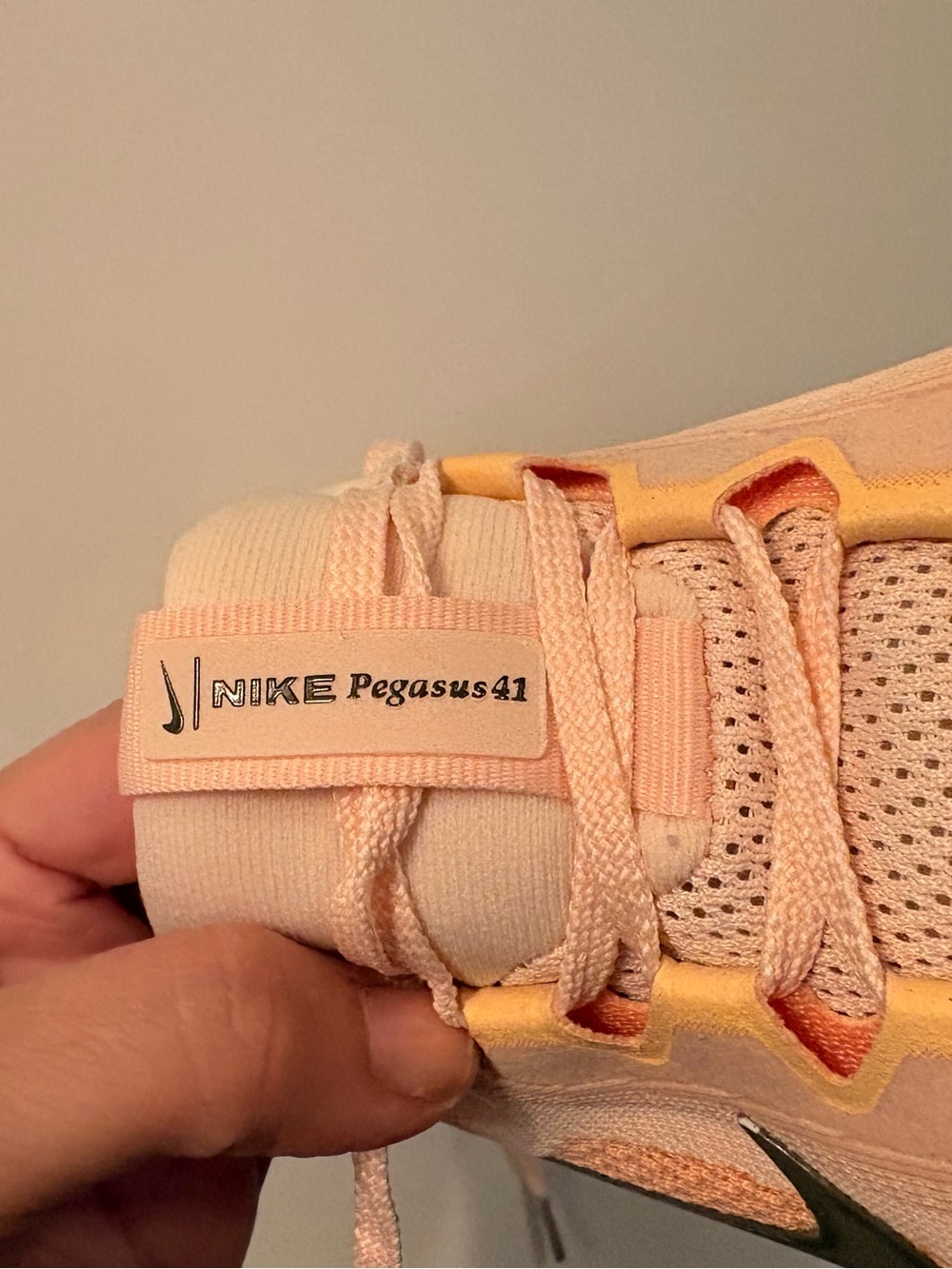 Nike Women’s Peach Mesh Running Sneakers with Black Swoosh - Picture 5 of 5